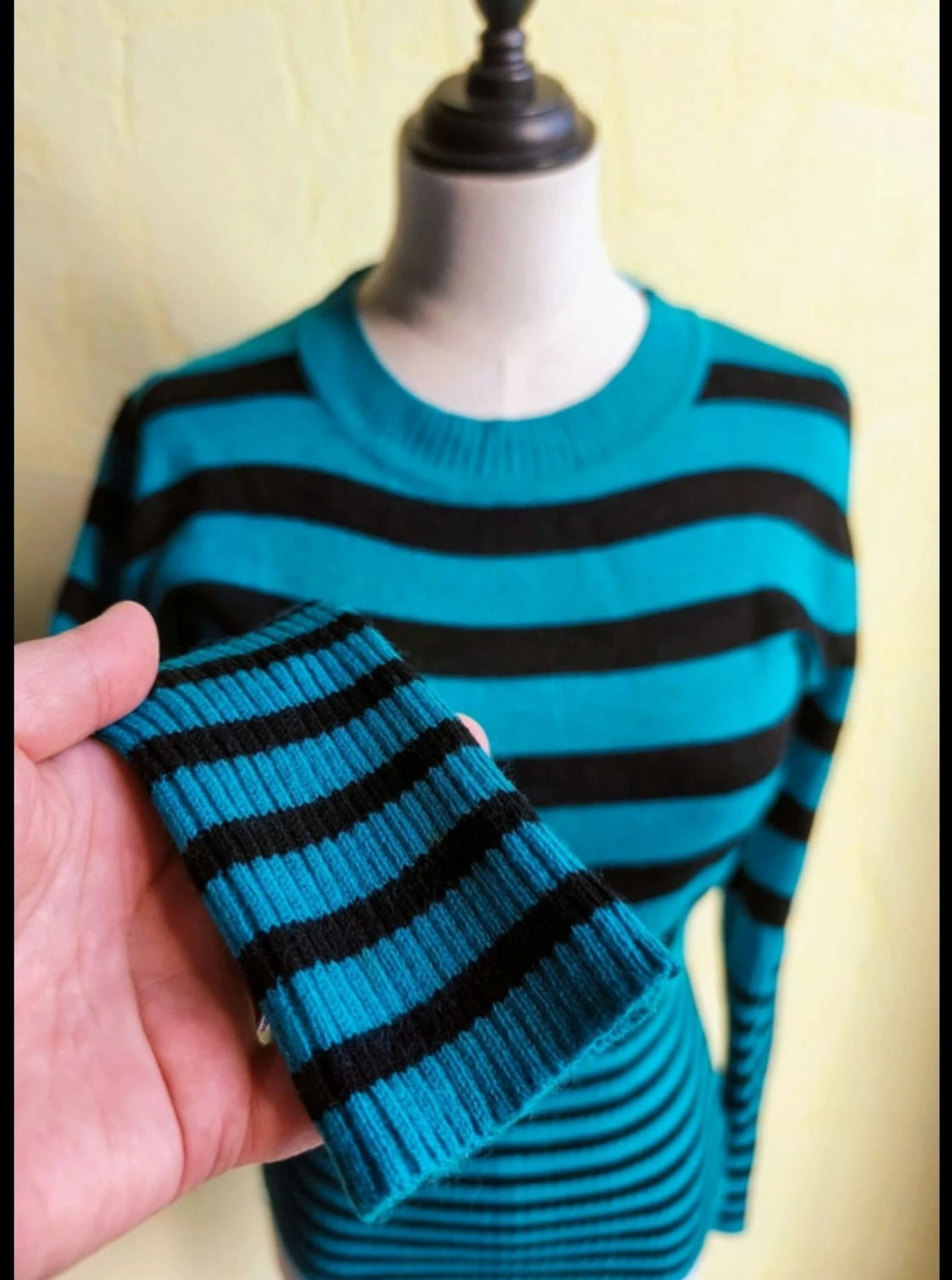 Turquoise and black striped sweater – photo 5